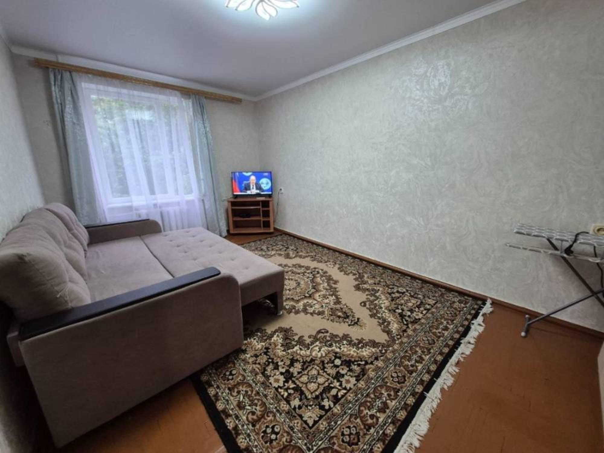 Купить квартиру за 4 900 000 рублей на Калинина ул.