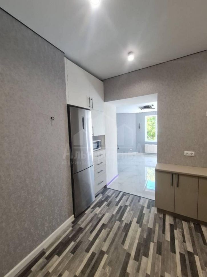 3-комн квартира Кутузова ул.