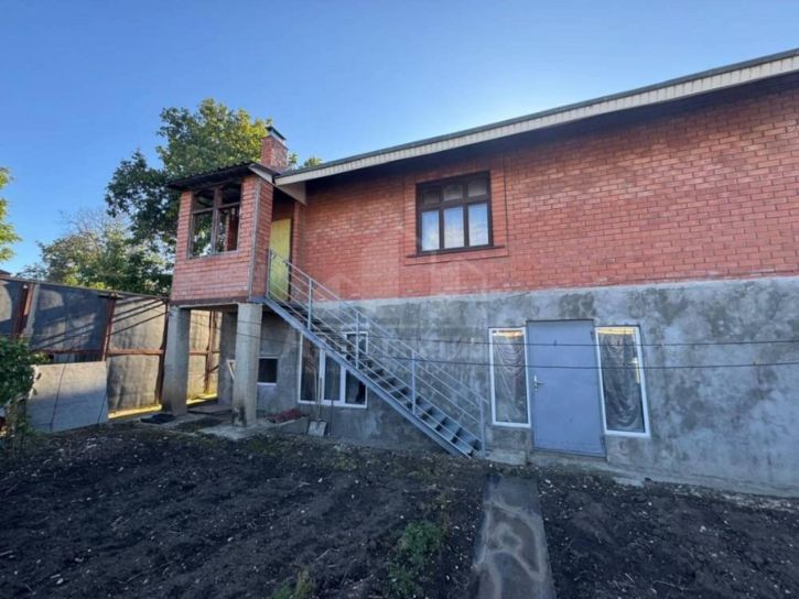 Коттедж/дом Белоглинская ул.