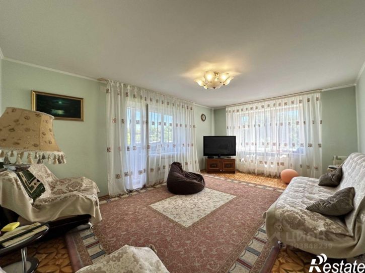 5-комн квартира улица Жуковского, 35,  д. 35