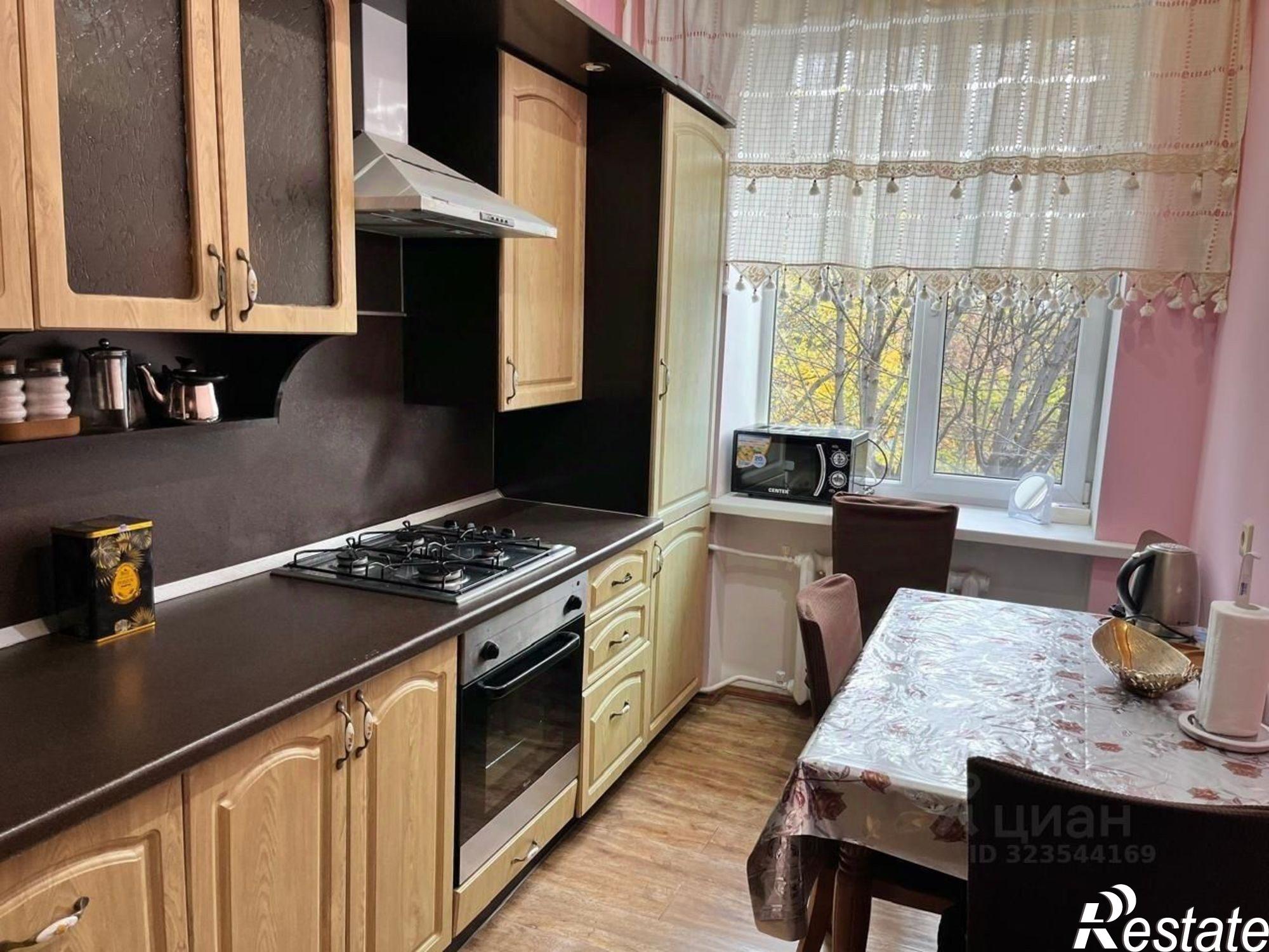 Сдать квартиру за 60 000 рублей на улица Горького, 2