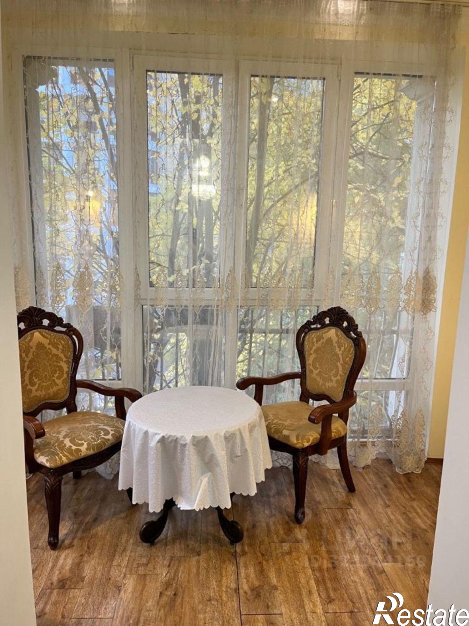 Сдать квартиру за 60 000 рублей на улица Горького, 2