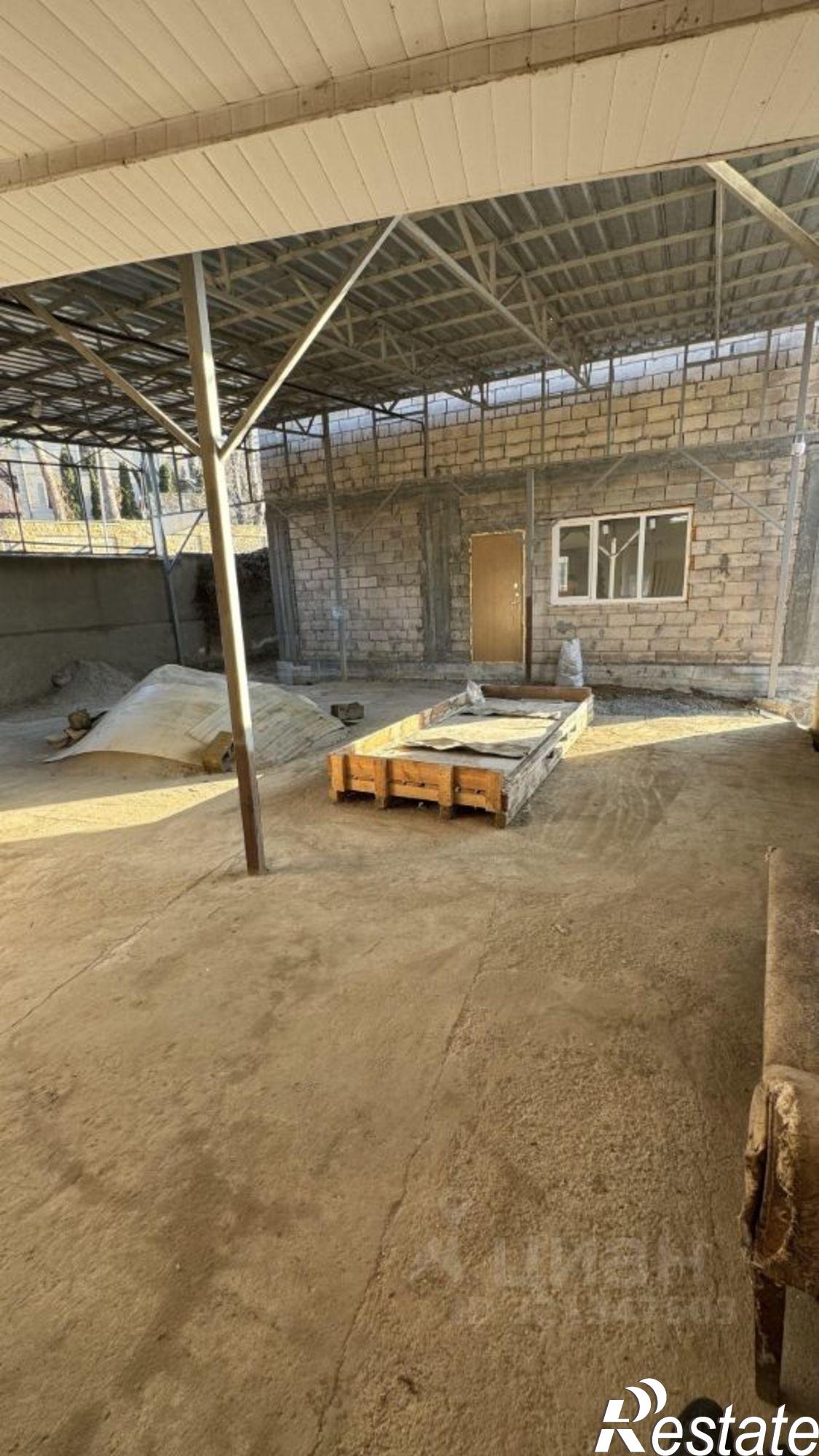 Купить дачу, дом, коттедж за 17 000 000 рублей на Прудная улица, 80В