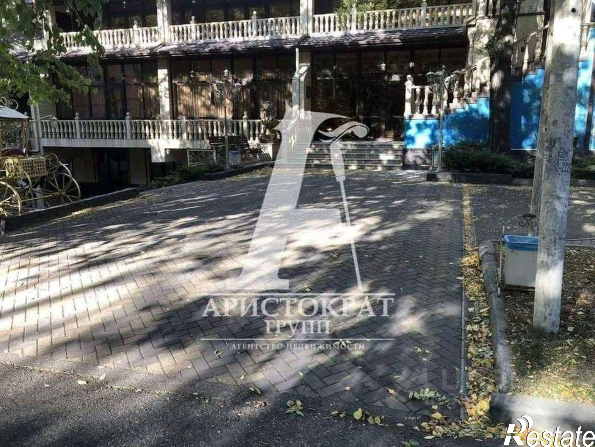 Купить помещение свободного назначения за 48 500 200 рублей на улица 40 лет Октября, 26