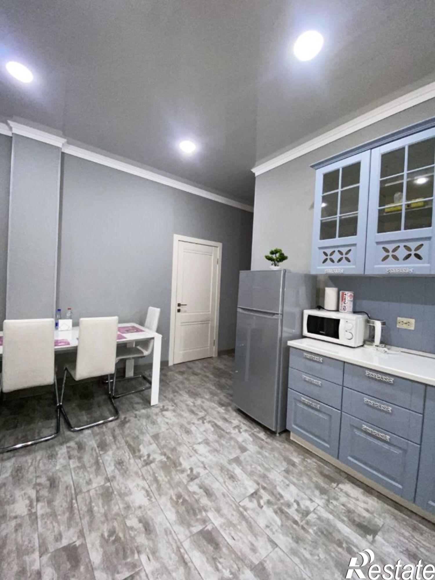 Сдать дачу, дом, коттедж за 45 000 рублей на Коммунальная улица, 8