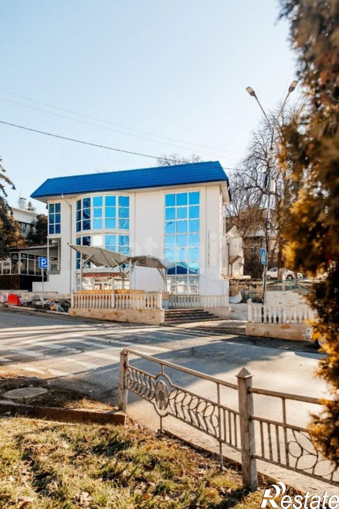 Купить помещение свободного назначения за 92 400 000 рублей на улица Желябова, 14