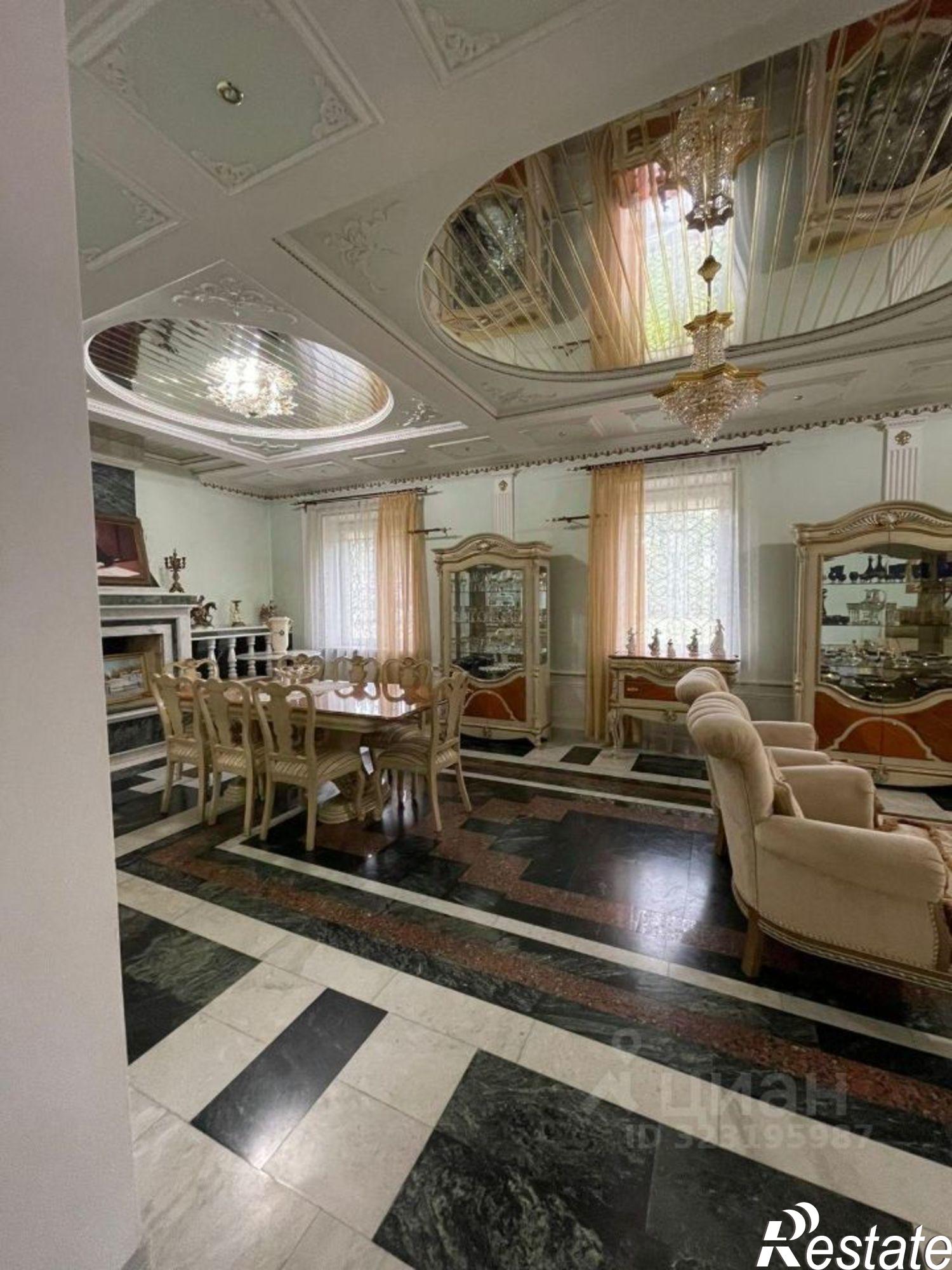 Купить дачу, дом, коттедж за 100 000 000 рублей на улица Фоменко, 120А