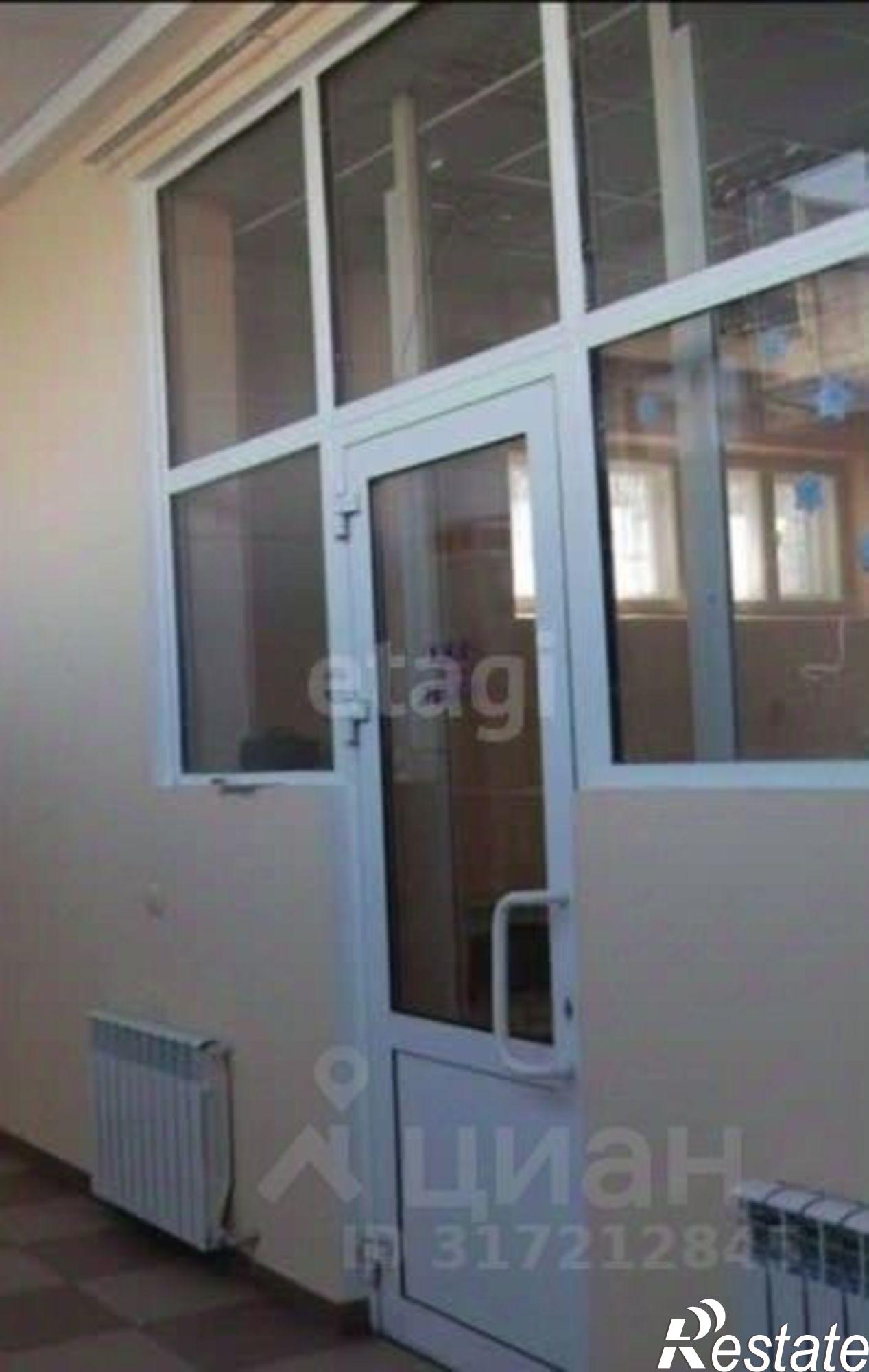 Купить торговое помещение за 5 206 300 рублей на проспект Победы, 77/1