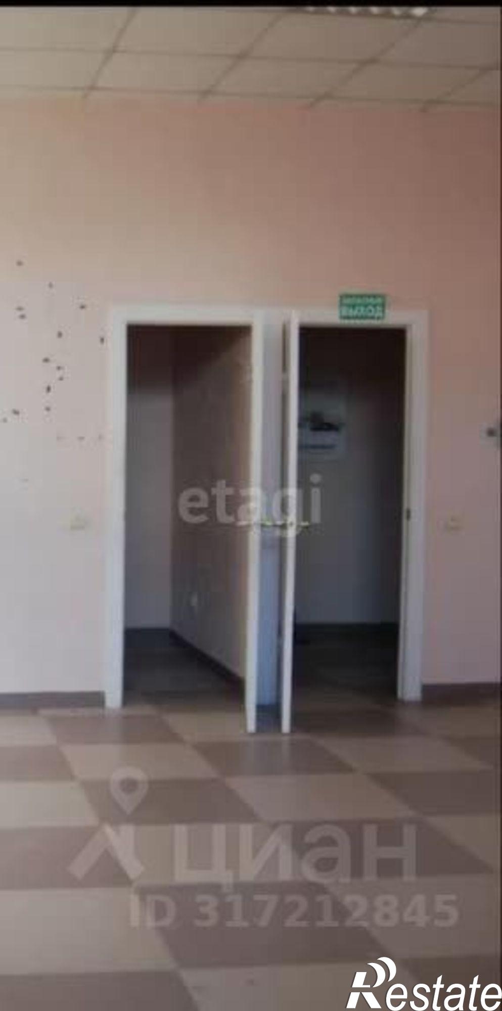 Купить торговое помещение за 5 206 300 рублей на проспект Победы, 77/1