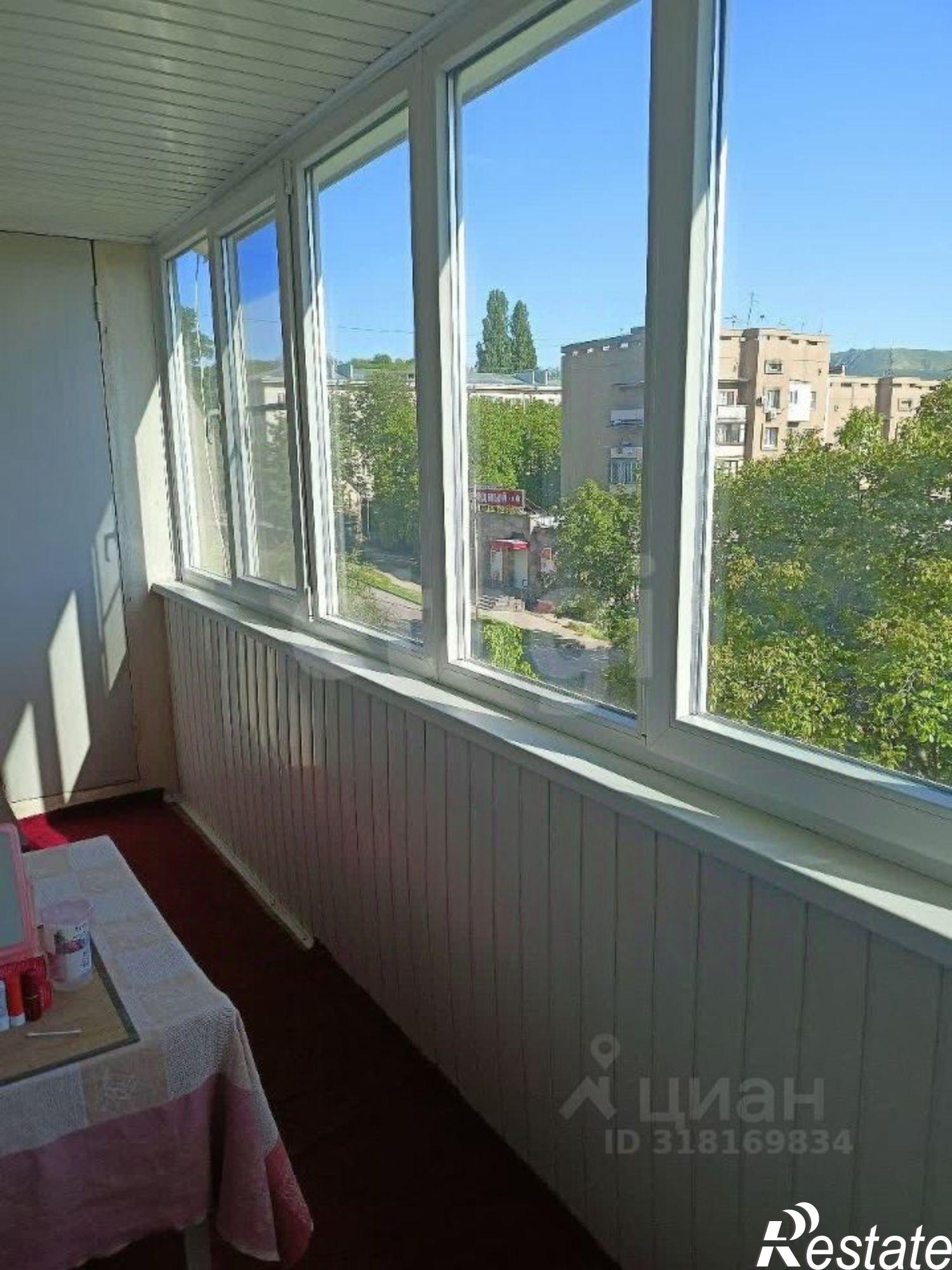 Купить квартиру за 10 200 000 рублей на Ленинградская улица, 46