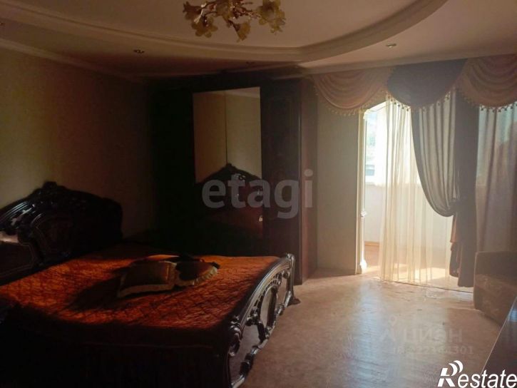 3-комн квартира улица Жмакина, 51,  д. 51