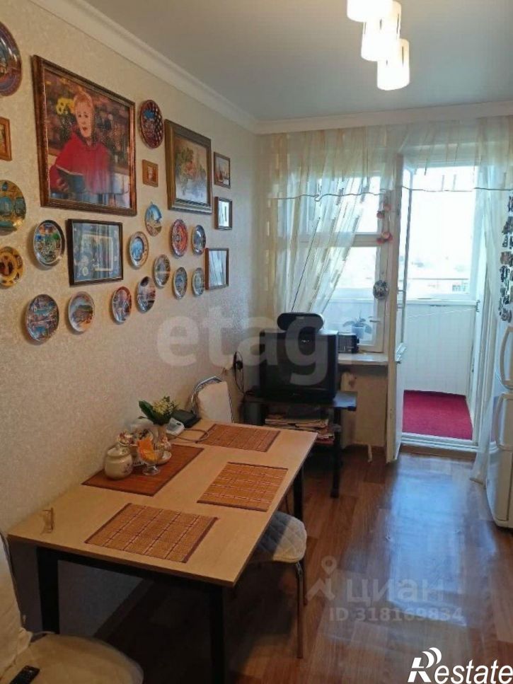 2-комн квартира Ленинградская улица, 46,  д. 46