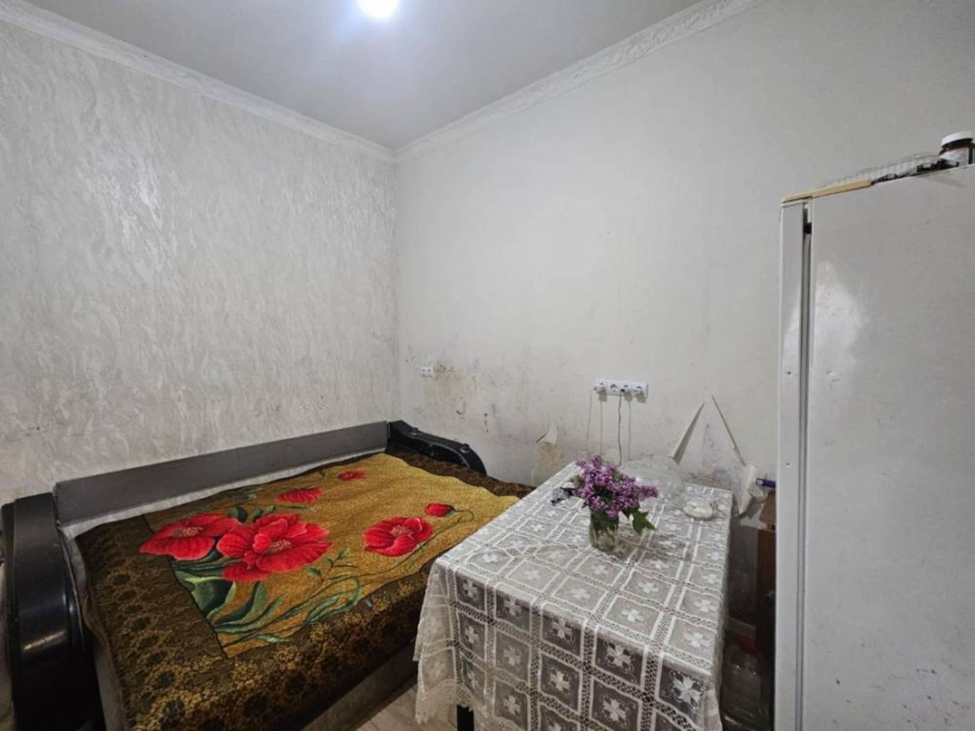 Купить квартиру за 2 200 000 рублей на Садовая Долина ул.