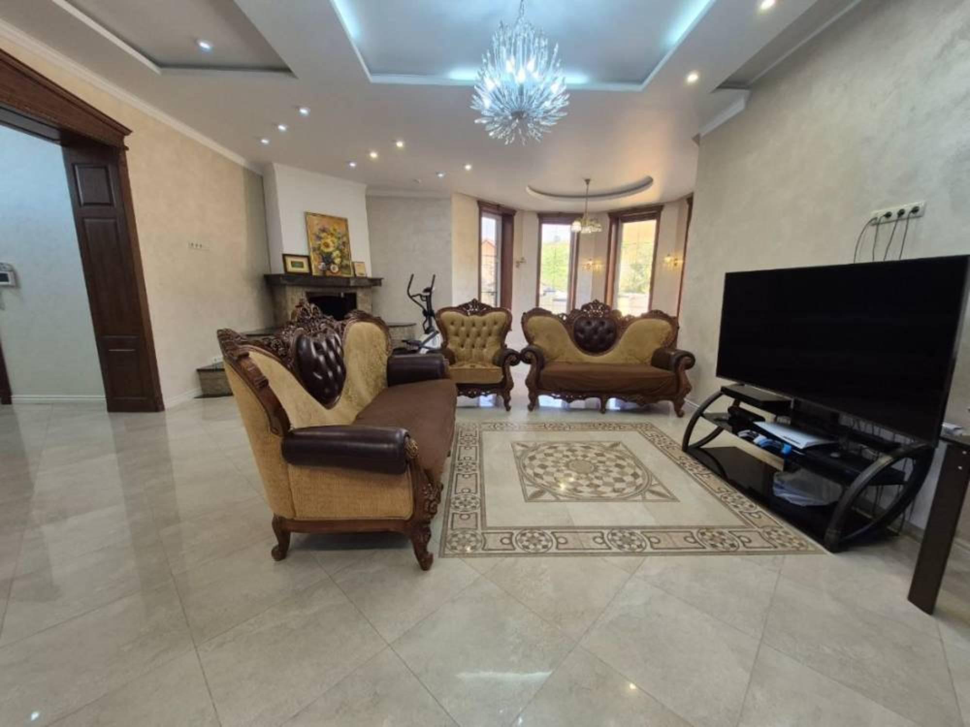 Купить дачу, дом, коттедж за 100 000 000 рублей на Трудовая ул.