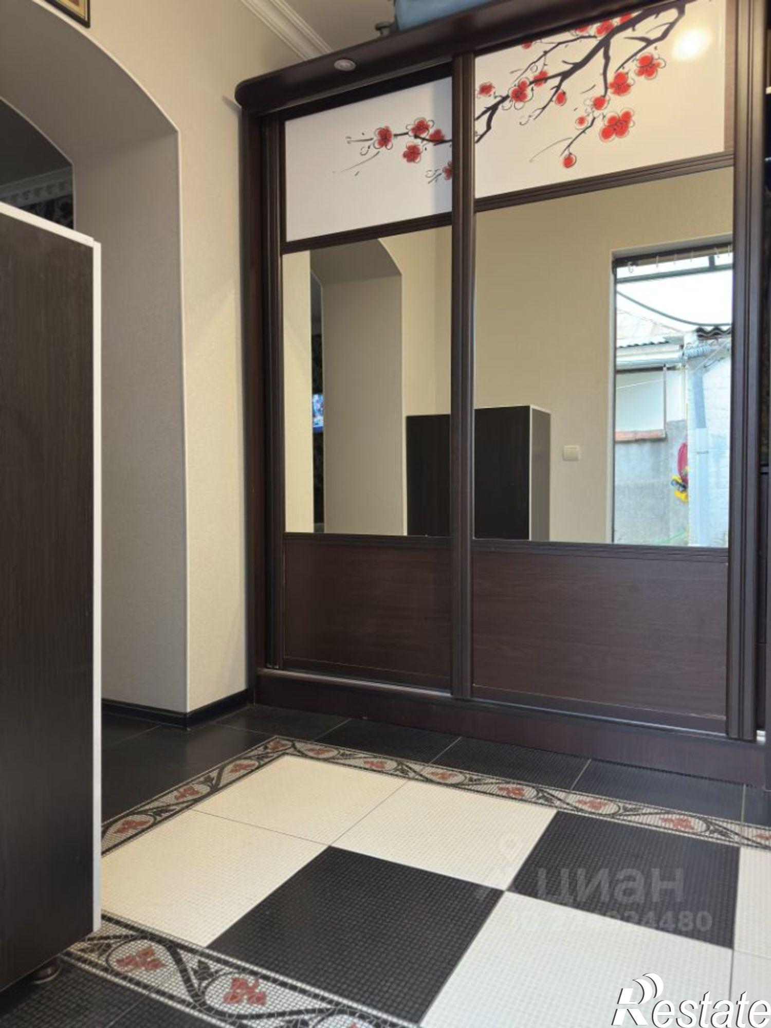 Купить дачу, дом, коттедж за 15 500 000 рублей на Закурганная улица, 15