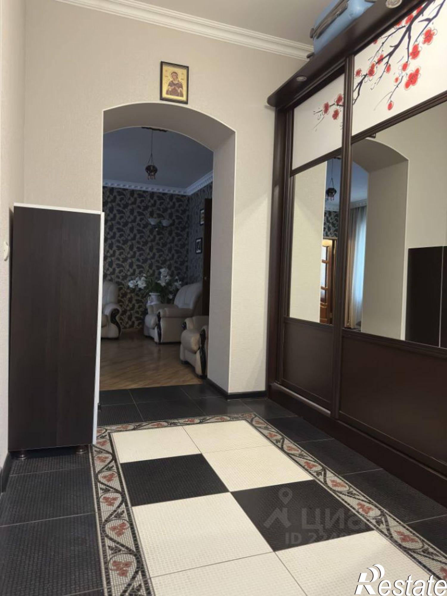 Купить дачу, дом, коттедж за 15 500 000 рублей на Закурганная улица, 15