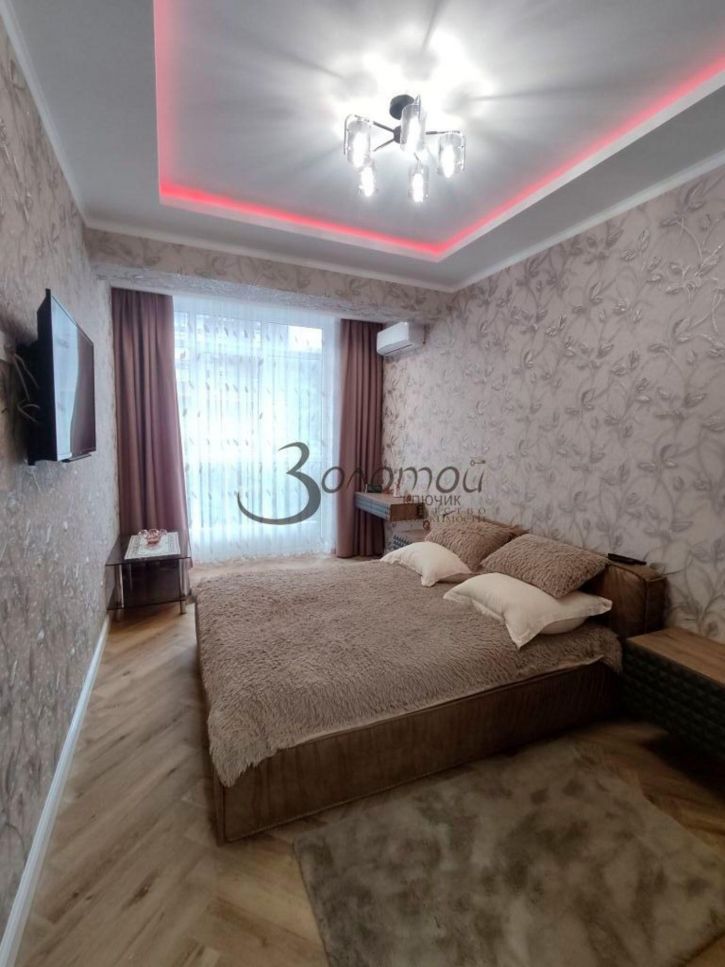 2-комн квартира Декабристов ул, 36/1