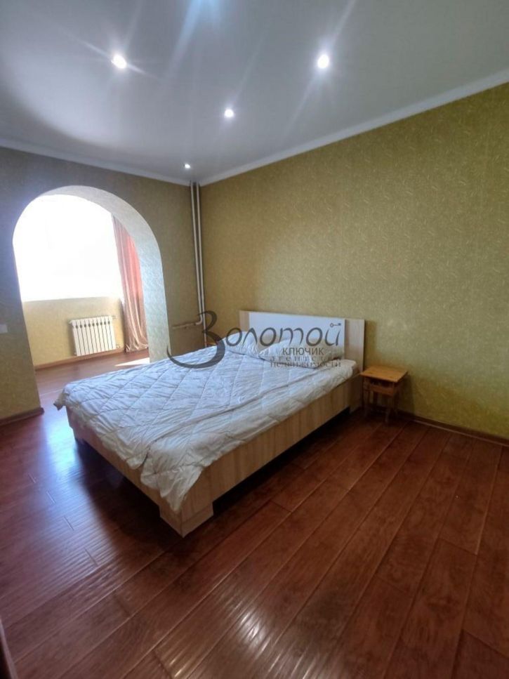 3-комн квартира Победы пр-кт, 159