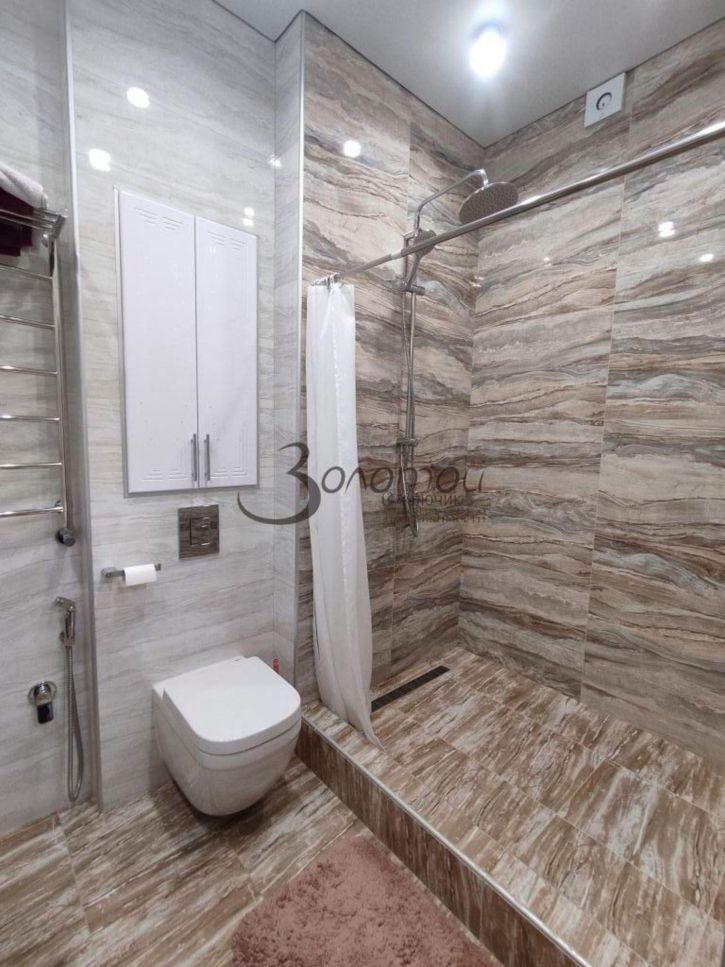 2-комн квартира Декабристов ул, 36/1