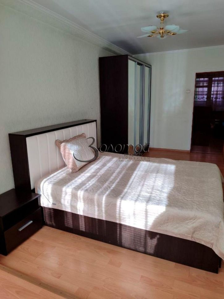 2-комн квартира Ленинградская ул, 71