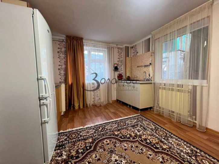 2-комн квартира Кабардинская ул, 37