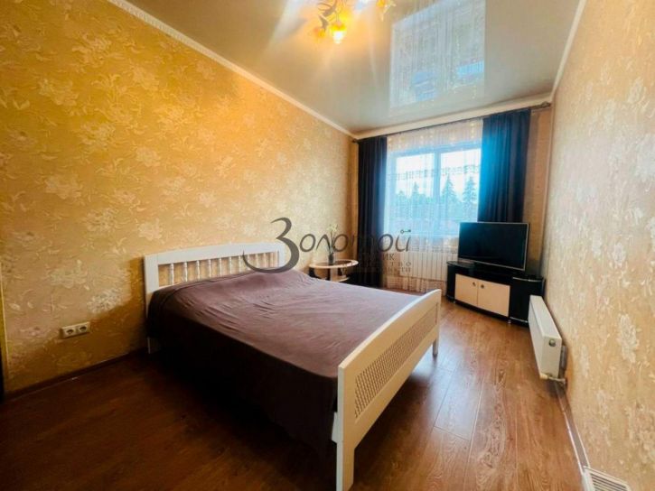 3-комн квартира Замковая ул, 41