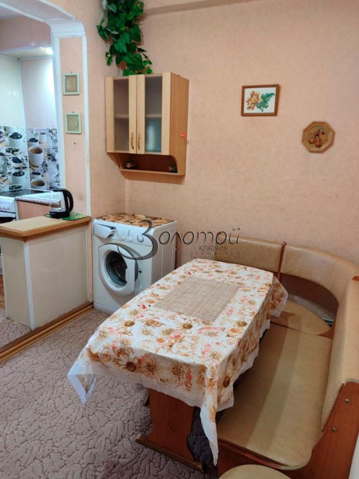 2-комн квартира Ленинградская ул, 71