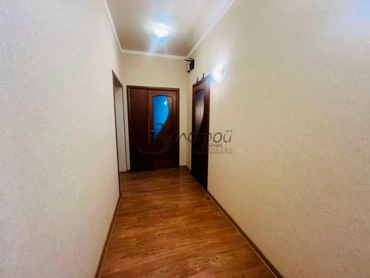 3-комн квартира Замковая ул, 41