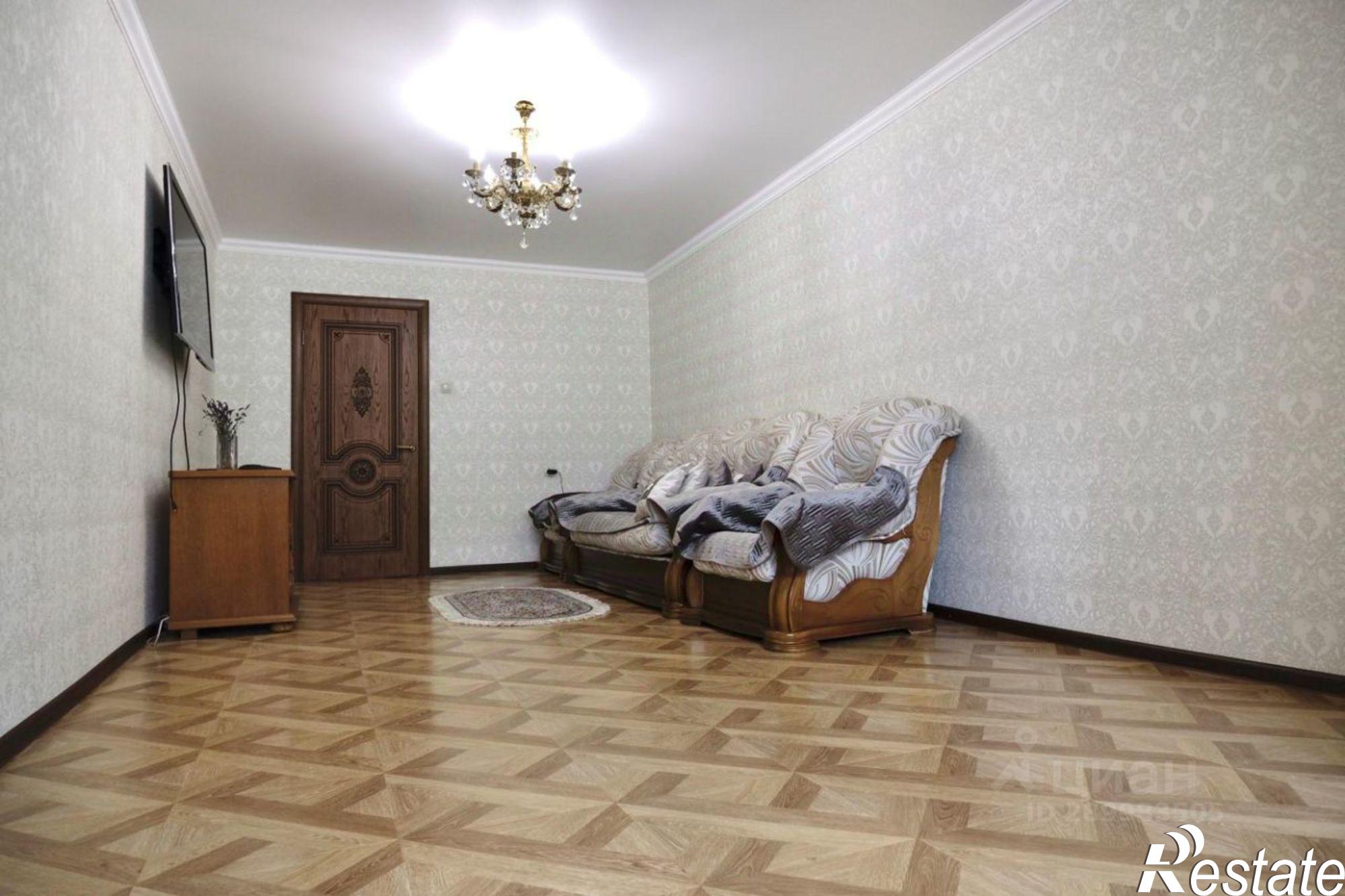 Сдать квартиру за 70 000 рублей на улица Островского, 36