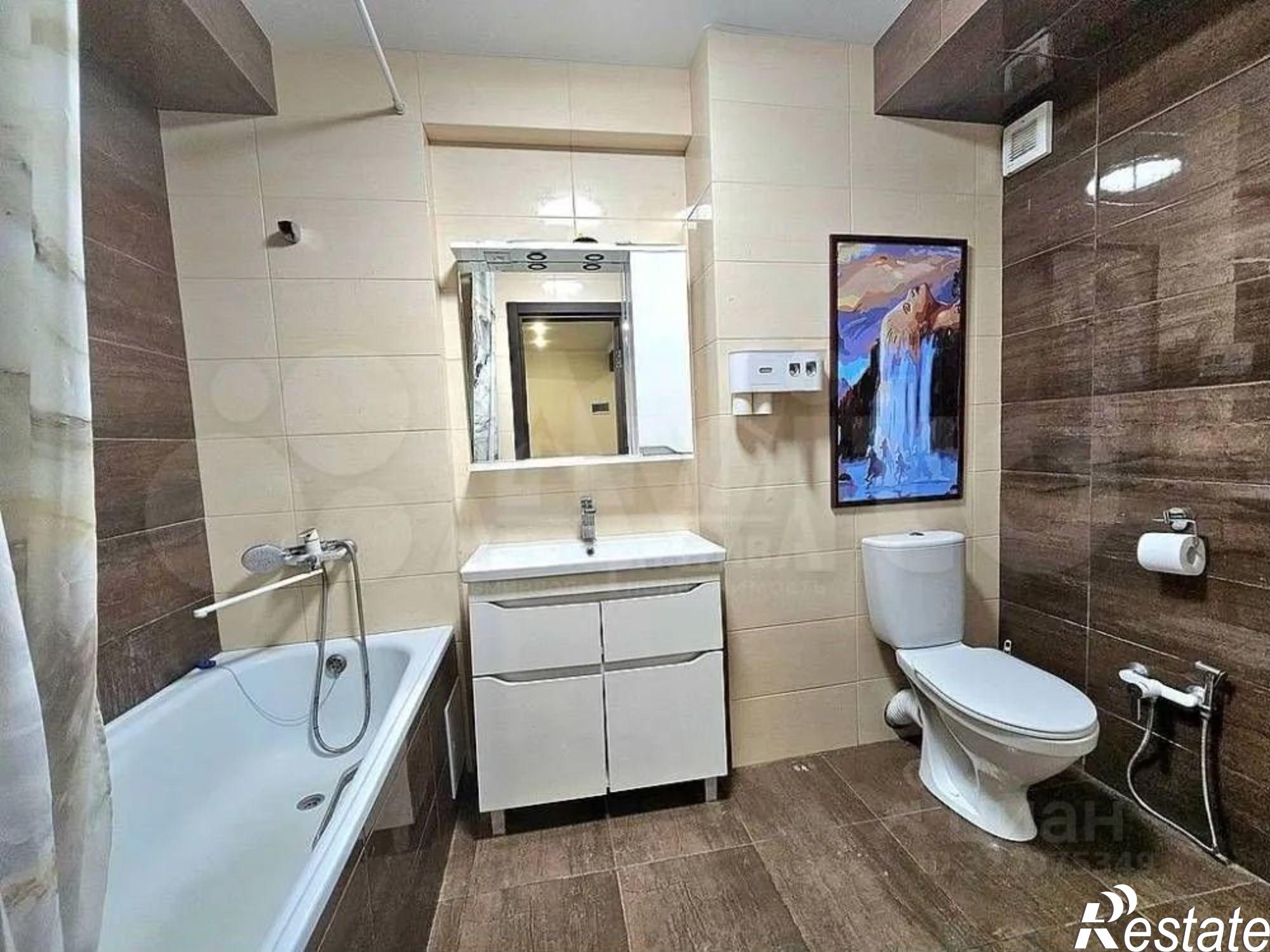 Купить квартиру за 18 000 000 рублей на ул Ленинградская, 81