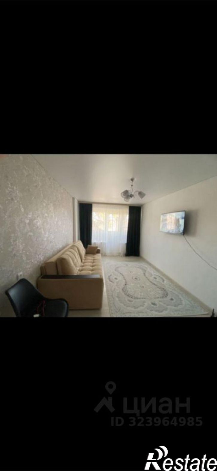 3-комн квартира ул Катыхина, 92,  д. 92