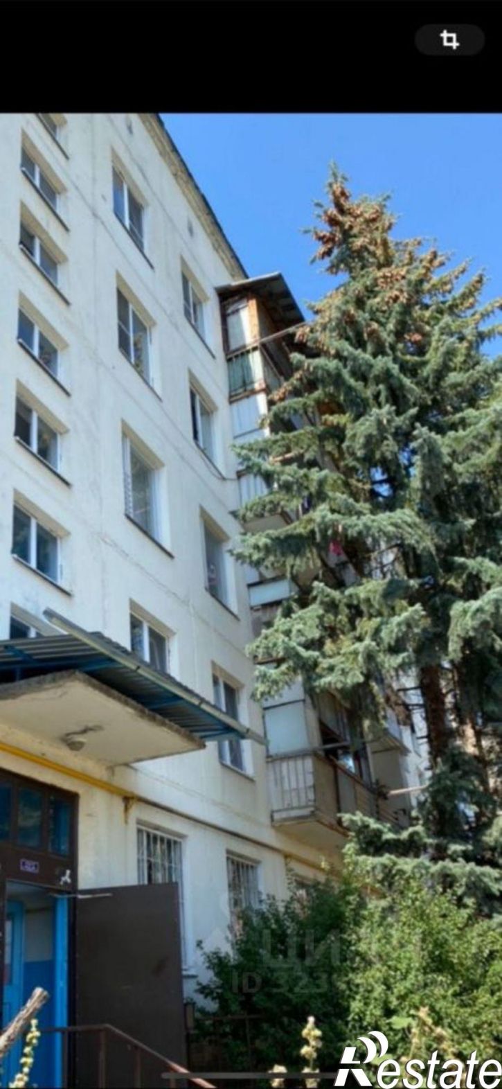 3-комн квартира ул Катыхина, 92,  д. 92