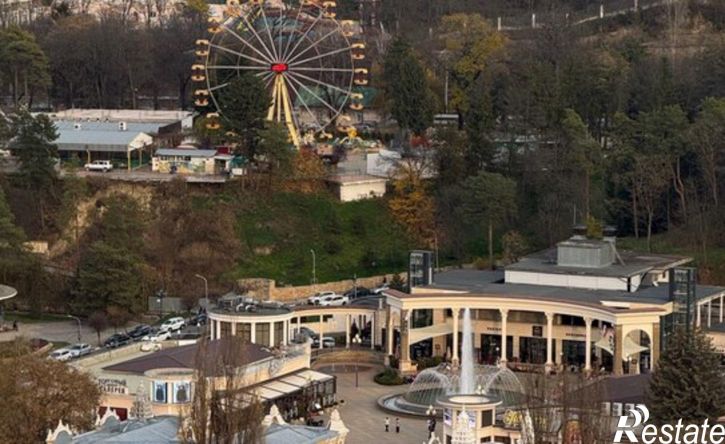 4-комн квартира улица Шаумяна, 31/33,  д. 31/33