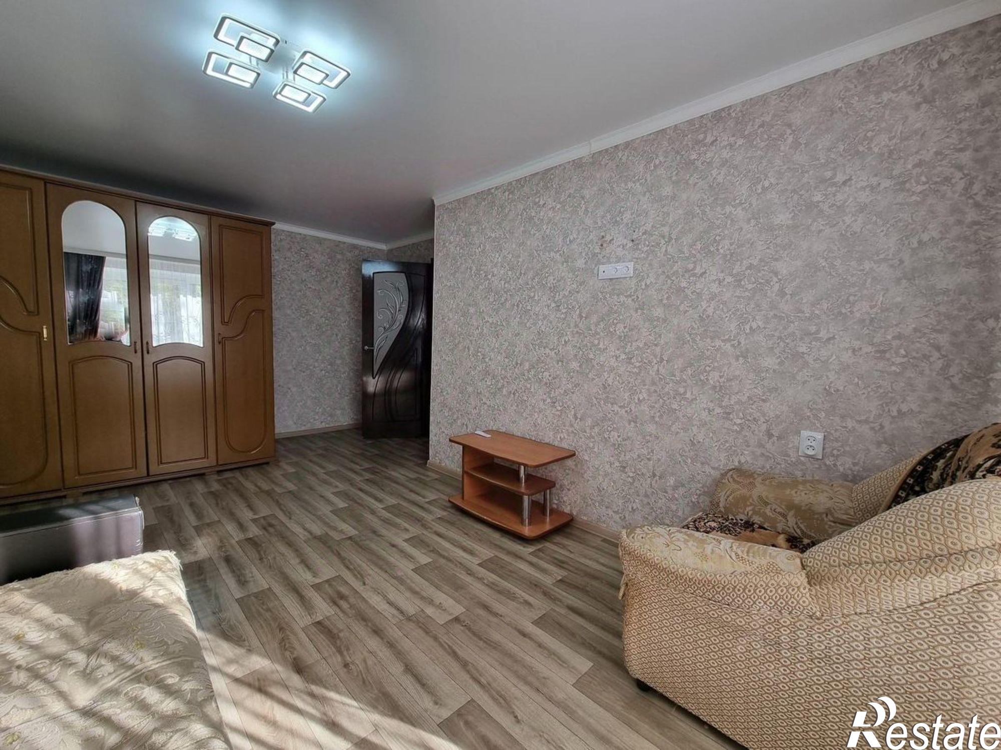 Сдать квартиру за 25 000 рублей на улица Крылова, 2