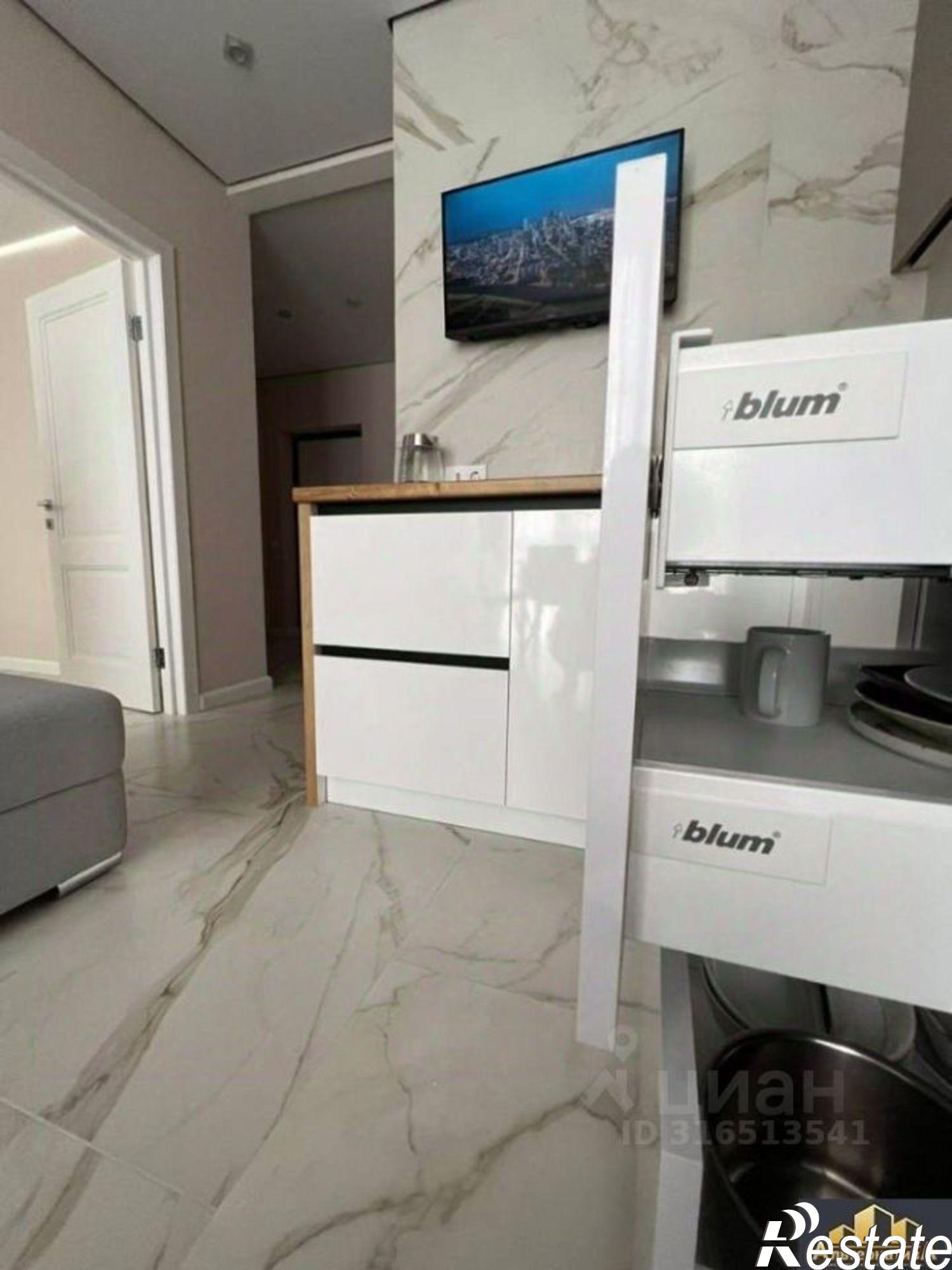 Купить квартиру за 10 700 000 рублей на ул Окопная, 14