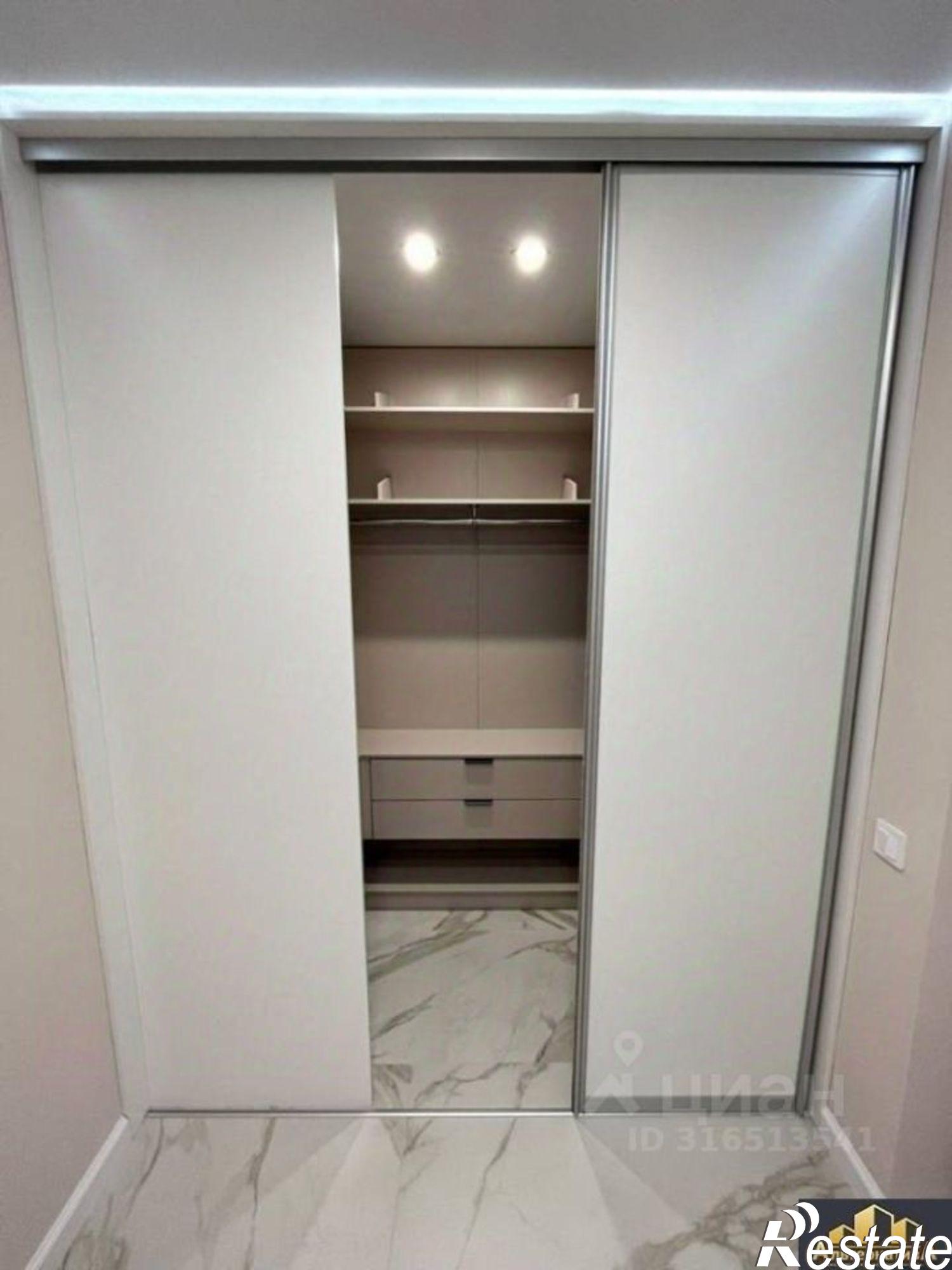 Купить квартиру за 10 700 000 рублей на ул Окопная, 14