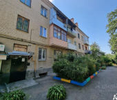 2-комн, 39кв м, этаж 2/3 улица Орджоникидзе, 34