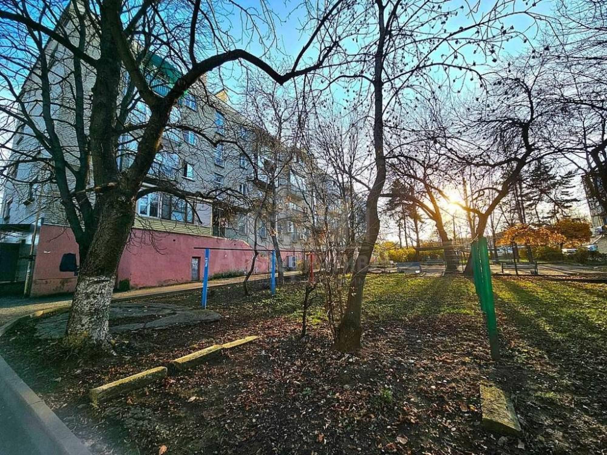 Купить квартиру за 8 300 000 рублей на Кутузова ул.