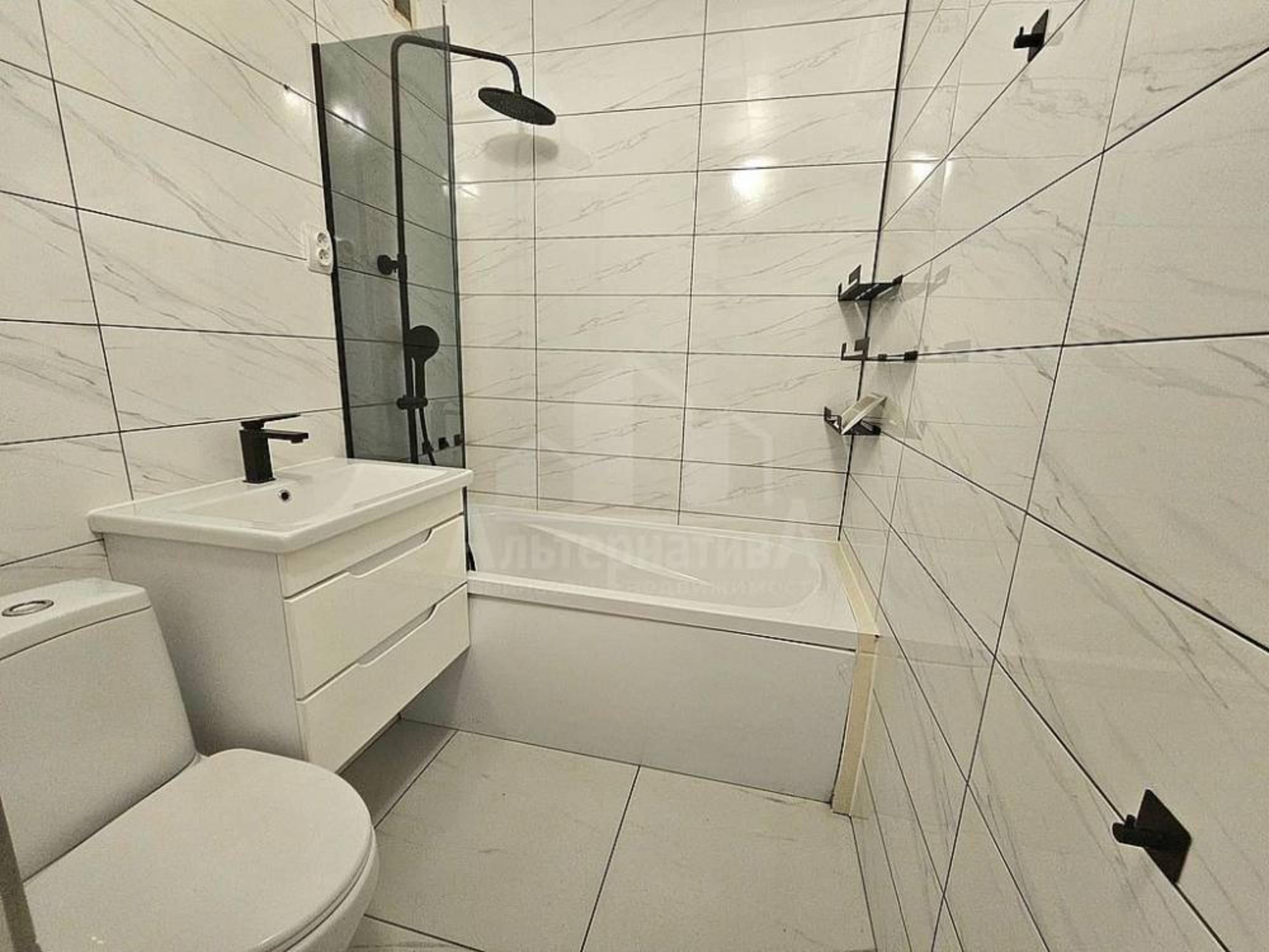 Купить квартиру за 8 300 000 рублей на Кутузова ул.