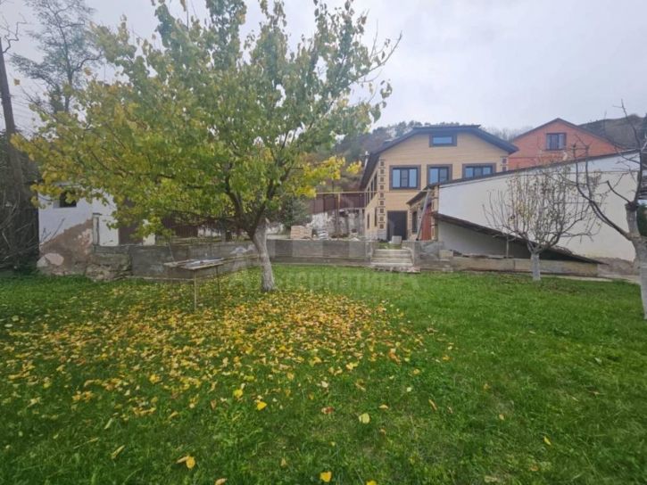 Коттедж/дом Пчелиная ул.