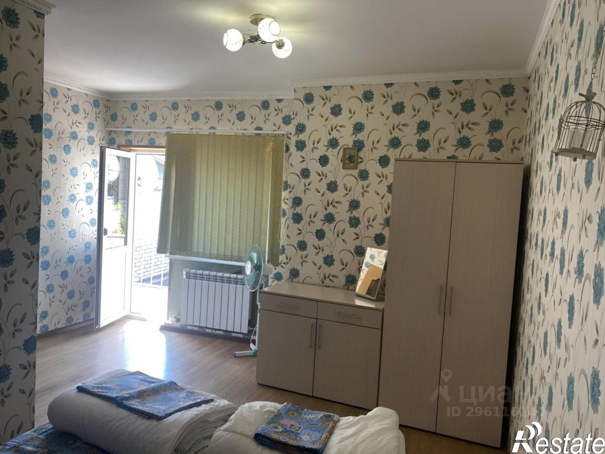 Сдать дачу, дом, коттедж за 50 000 рублей на улица Катыхина, 51