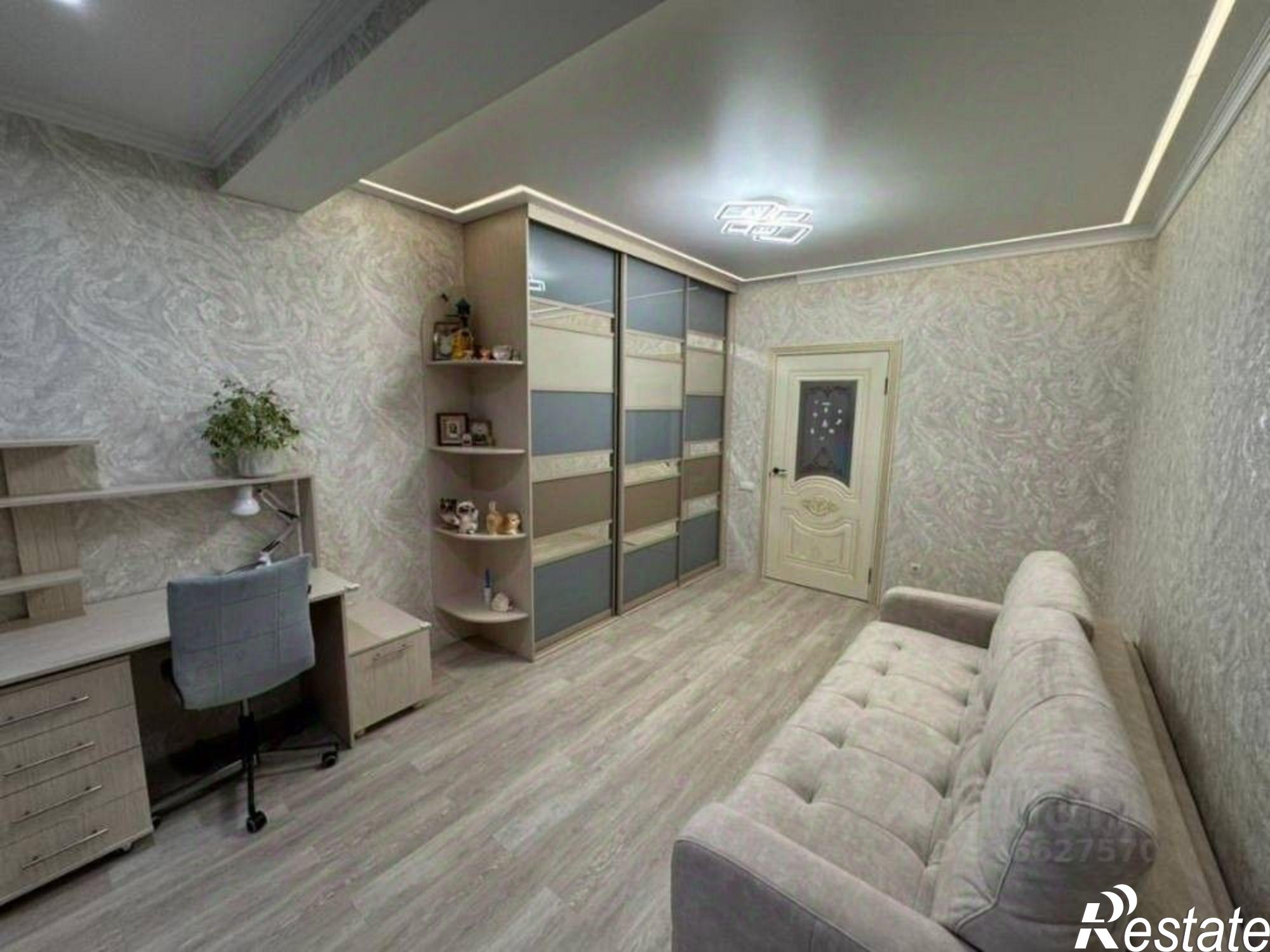 Купить квартиру за 19 500 000 рублей на Замковая улица, 34