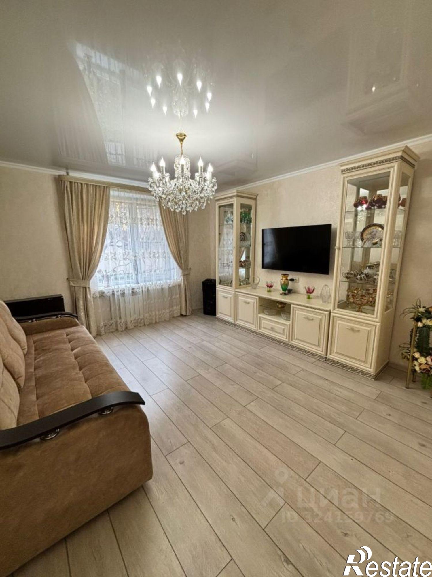 Купить квартиру за 12 500 000 рублей на Зеркальный пер, 11