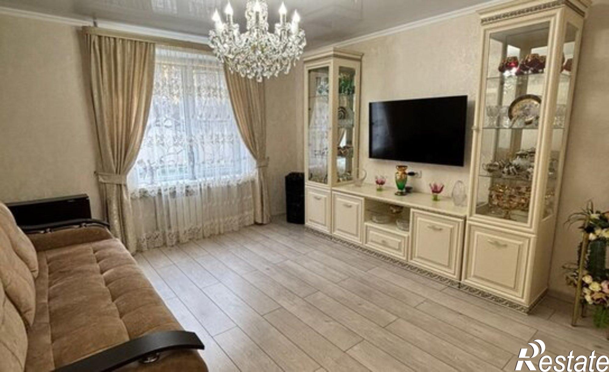 Купить квартиру за 12 500 000 рублей на Зеркальный пер, 21