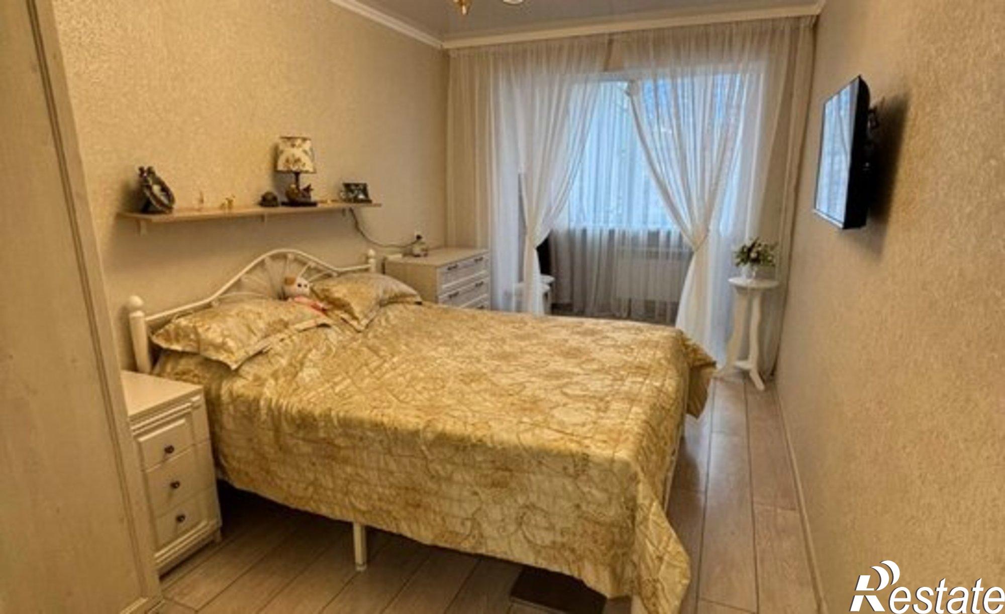 Купить квартиру за 12 500 000 рублей на Зеркальный пер, 21