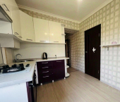 2-комн, 60кв м, этаж 2/2 Солнечный переулок, 18