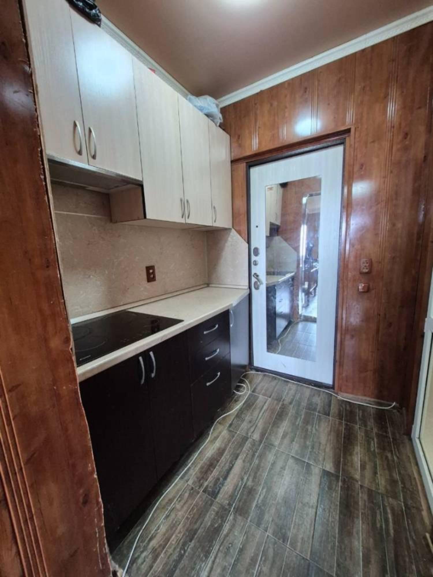 Купить квартиру за 3 050 000 рублей на Челюскинцев ул.