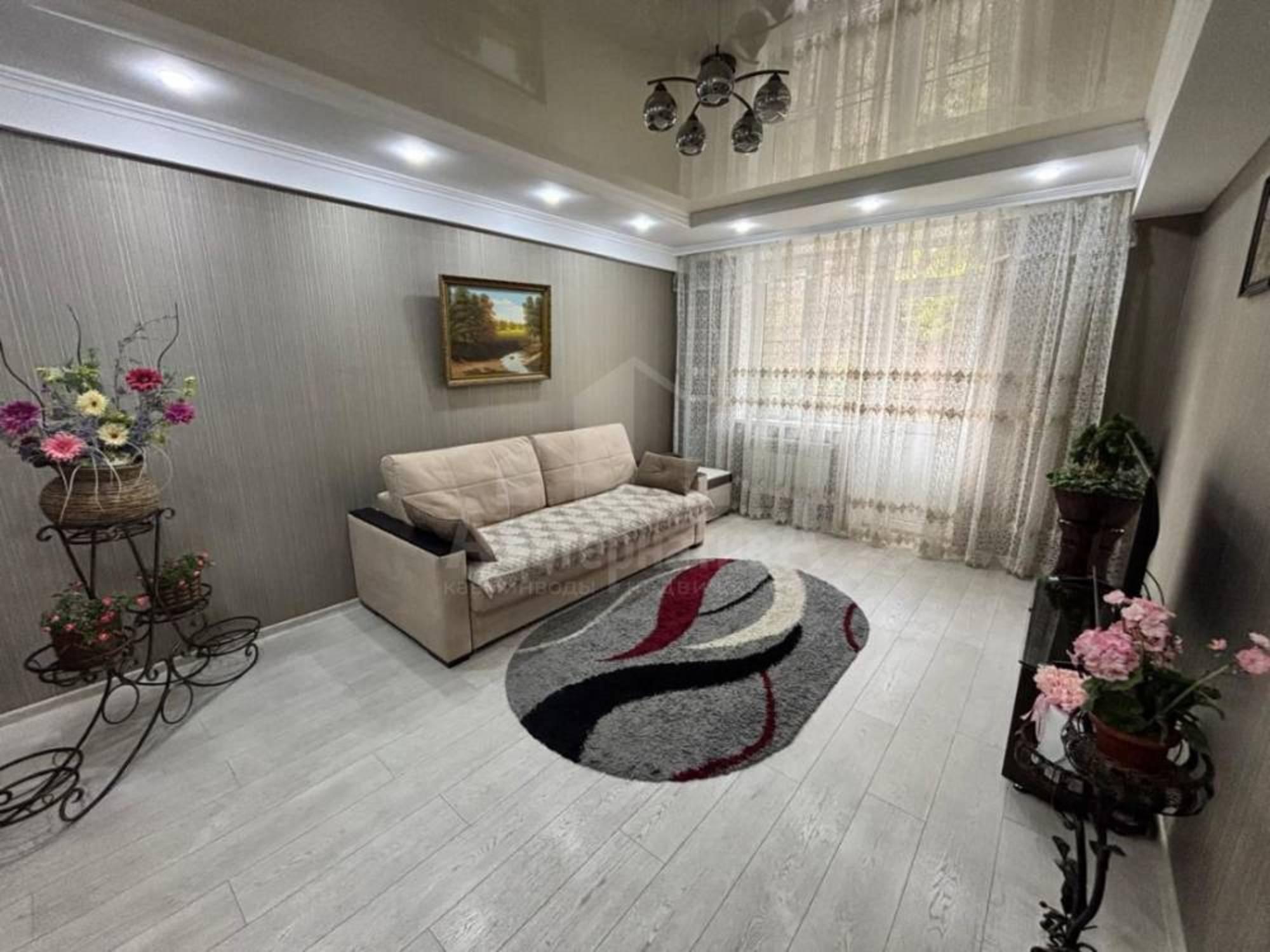 Купить квартиру за 15 000 000 рублей на Набережная ул.