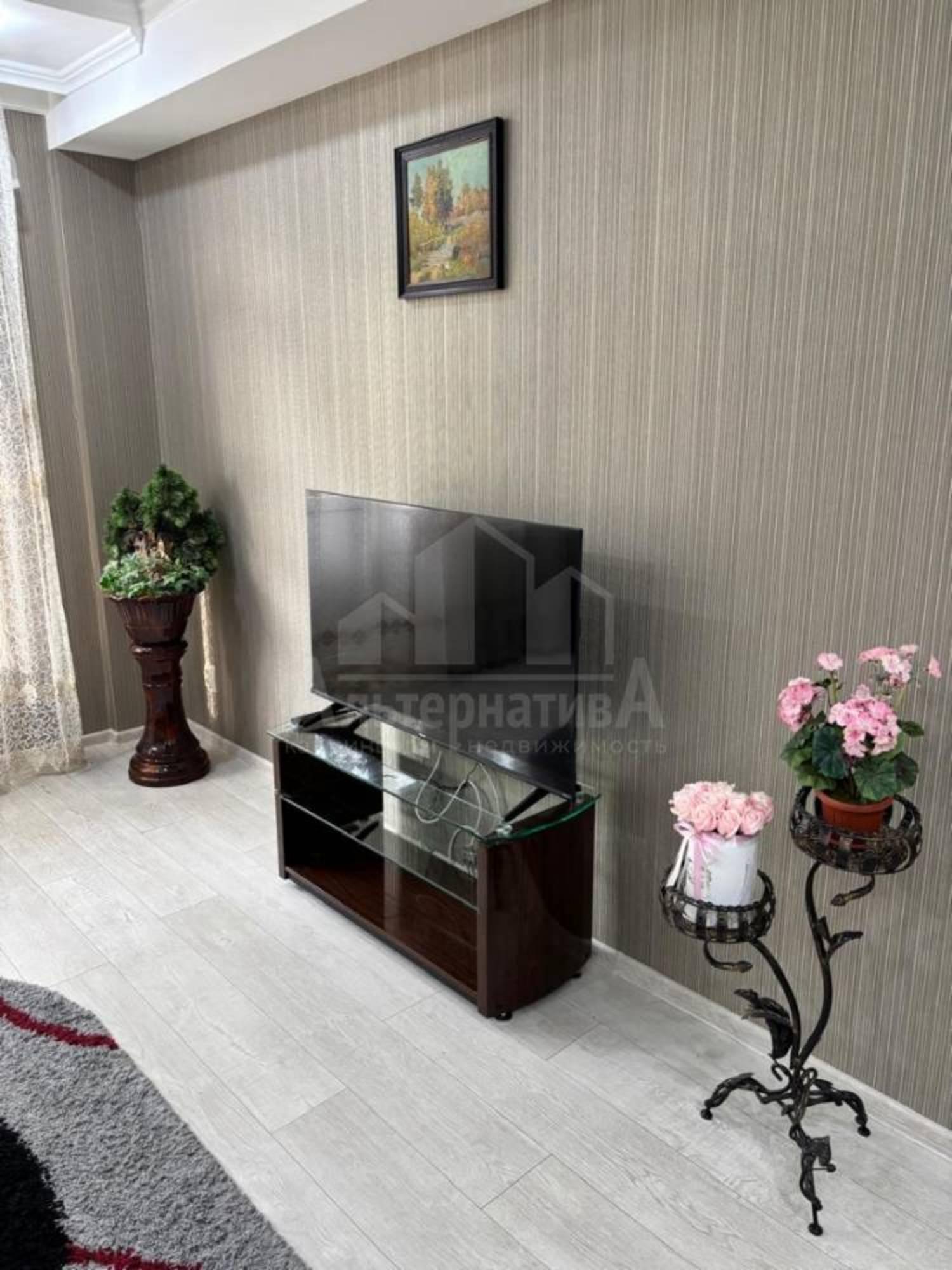 Купить квартиру за 15 000 000 рублей на Набережная ул.