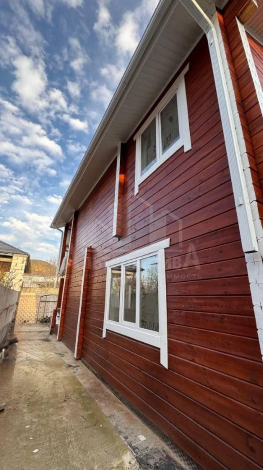 Купить дачу, дом, коттедж за 21 000 000 рублей на Чапаева ул.